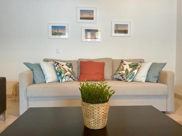 Appartamento GATU RACIMO terraza,piscina, aire ac,wifi y parking El Puerto de Santa María Esterno foto